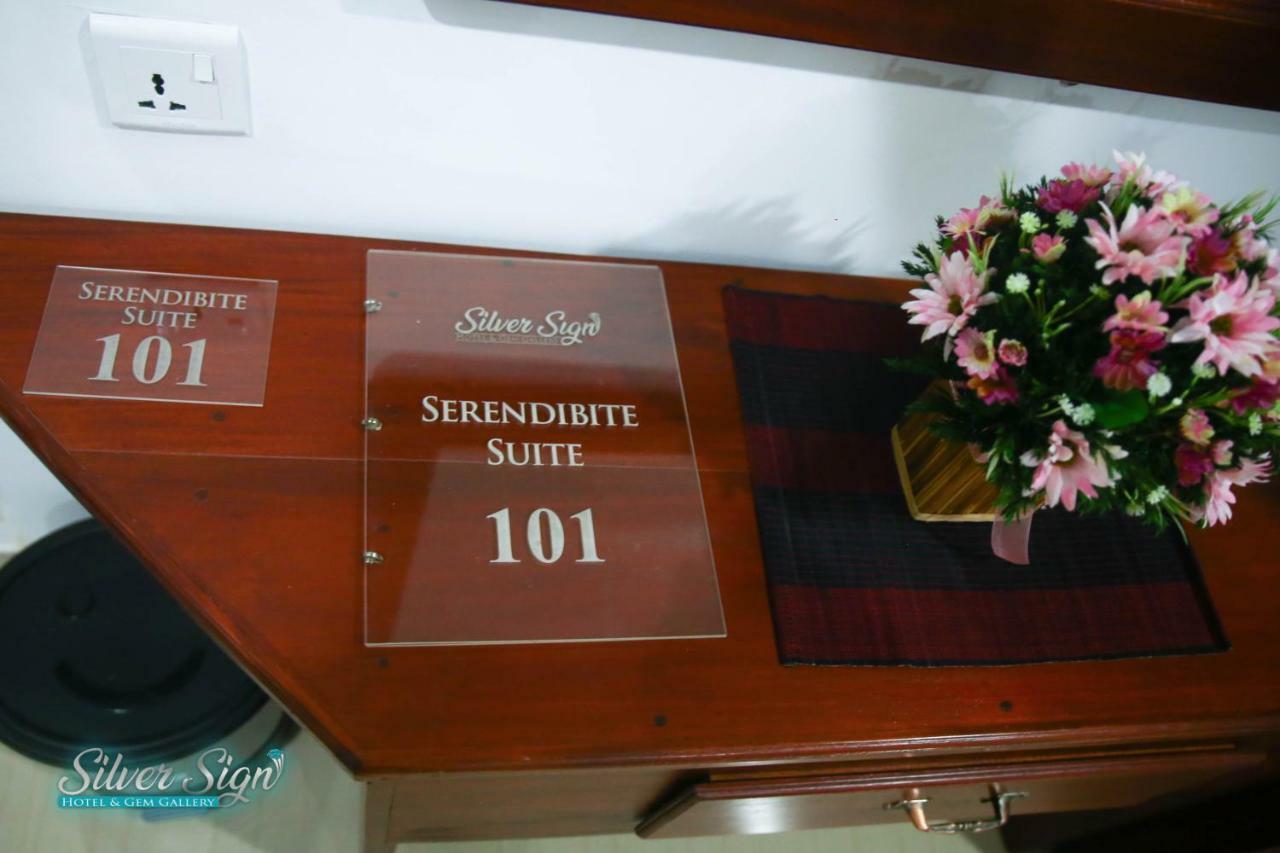 Silver Sign Hotel Katugastota Екстер'єр фото